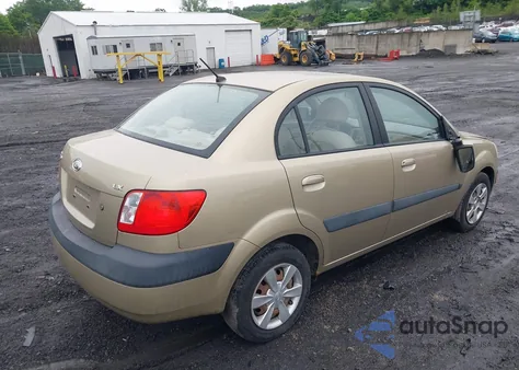 2007 Kia Rio Lx z USA, uszkodzony, nr VIN KNADE123276252319